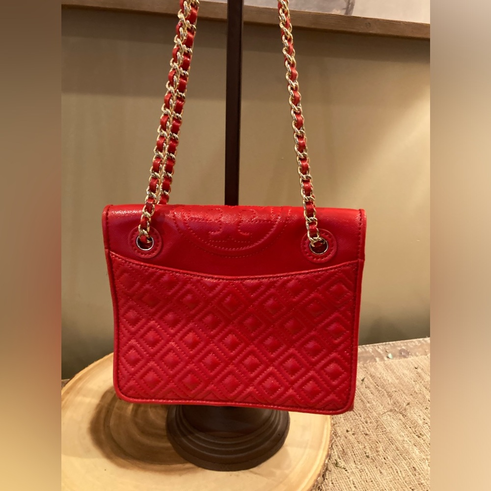 Tory Burch‎ Fleming Quilted Crossbody/Shoulder Bag Chain Red Patent Medium